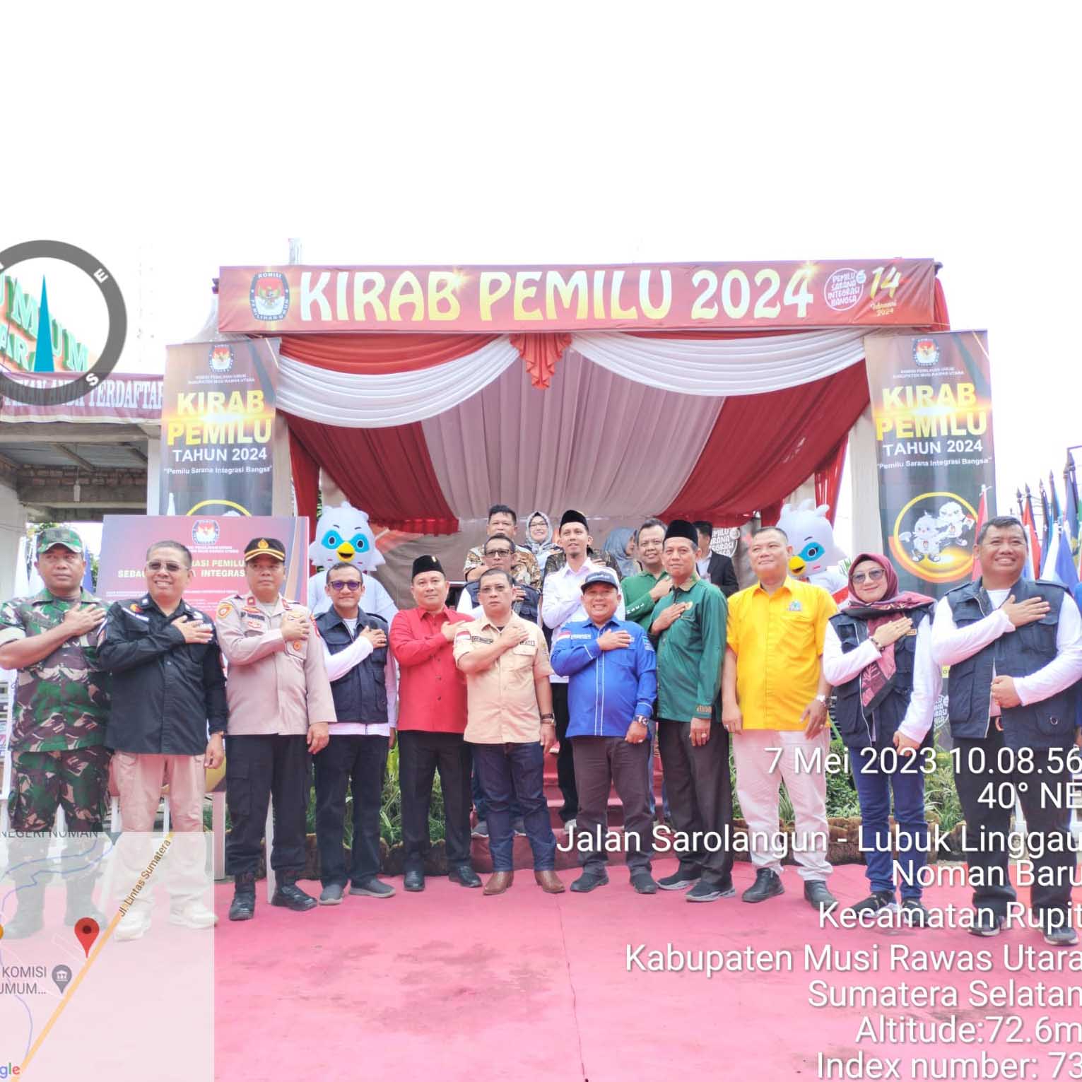 Bawaslu Muratara Hadiri Kirab Pemilu 2024 di KPU Kabupaten Musi Rawas Utara